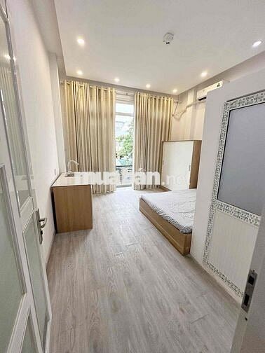 PHÒNG MỚI FULL NỘI THẤT BAN CÔNG NGAY ĐOẠN BẮC HẢI CHO NUÔI PET