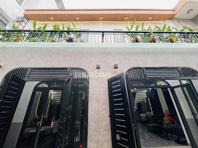 Bán gấp nhà q10, 3tỷ hơn 54m2 có sổ sẳn, hẻm oto 5m,nhanh tay liên hệ