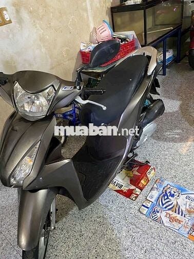 Cần tiền bán gấp  vision cuối 2016 xe còn đẹp