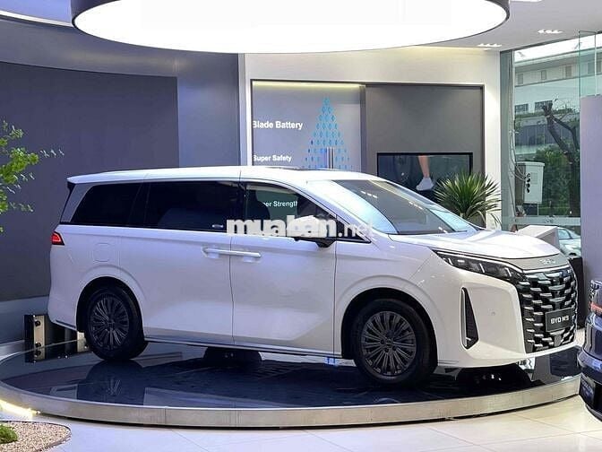 BYD M9 2025 - Dinh thự di động