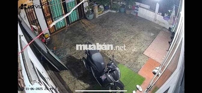 phòng riêng biệt khô chung chủ nhà