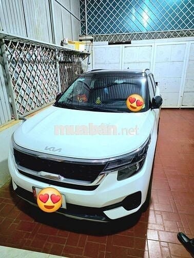 Kia Seltos 2022 Luxury 1.4 AT - 31000 km