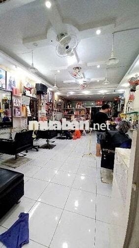 bán nhà mặt tiền kinh doanh tốt, siêu đẹp, cách kcx Tân Thuận 200m