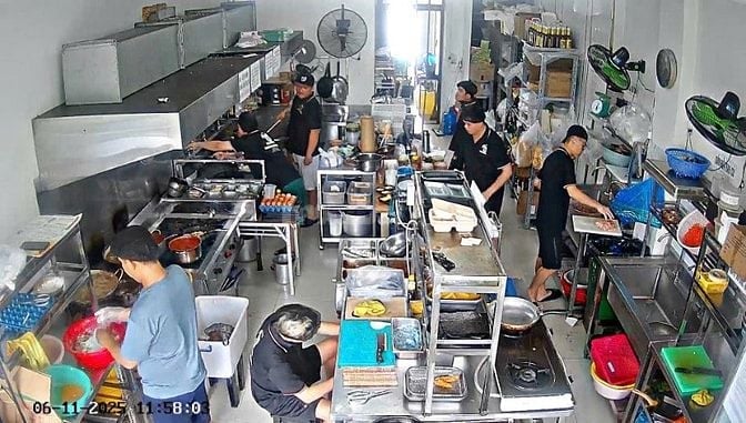 TUYỂN GẤP 3 NAM PHỤ BẾP BAO ĂN Ở ĐI LÀM NGAY