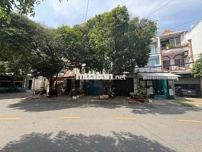 MTKD Tân Phú, không lộ giới, đường 20m có lề. KD cafe, ăn uống.