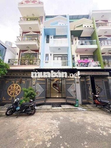 nhà cần bán 4x15m 4 tầng, hẻm xe hơi gần trường Kim Đồng, gần chợ