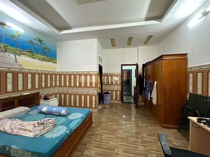 Nhà chính chủ cần bán gấp hẻm xe hơi