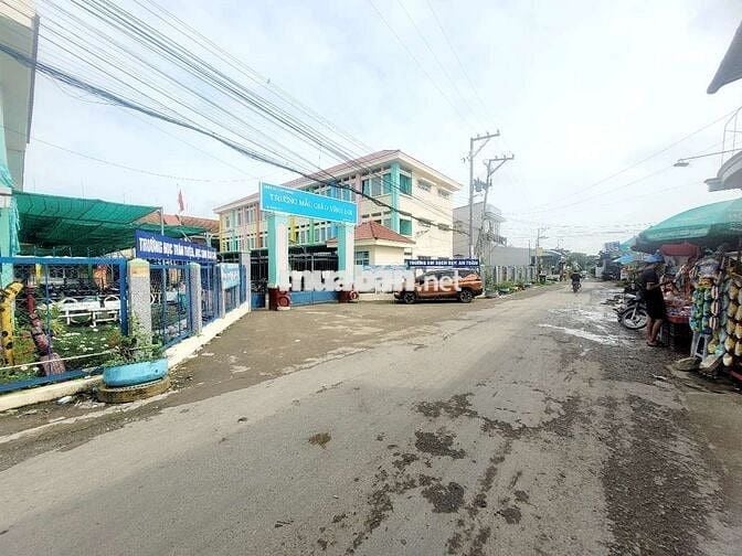 Bán gấp nền thổ cư giá 420tr gần chợ Vĩnh Lợi ngang9mxdai13m