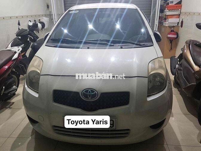 Xe Yaris 1.3 AT Cực Đẹp. Xe Gia Đình Giá Tốt
