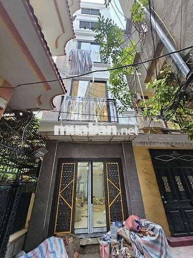 Bán gấp! Nhà Đống Đa 40m², 6 tầng, thang máy, ngõ nông, 2 thoáng