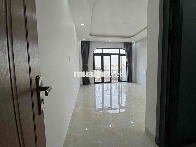 KHAI TRƯƠNG CHDV STUDIO BAN CÔNG CỬA SỔ NGAY MẶT TIỀN DƯƠNG QUẢNG HÀM