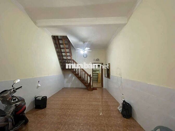 Cho thuê nhà .đg.nguyễn đình chiểu.p4.tân bình.