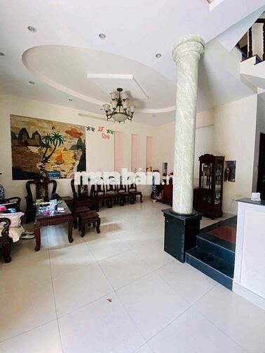 Cho thuê nhà phù hợp làm homestay, văn phòng tại trung tâm hành chính