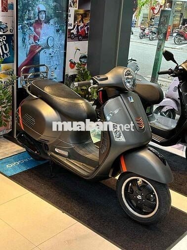 Nhà thừa xe cần bán Vespa Gts , máy êm bốc