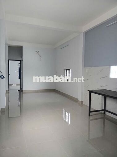 Cho thuê nguyên 1 tầng lầu giá rẻ gần Hiệp Thành City