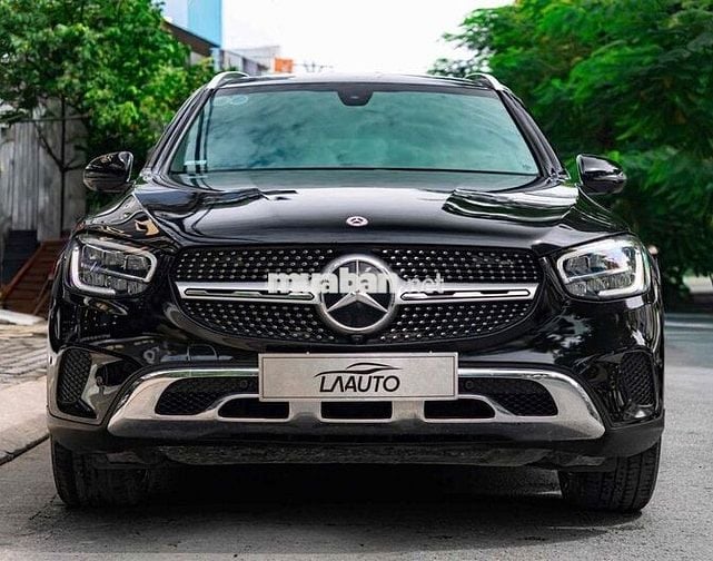 LONG ANH AUTO về Mercedes GLC200 4Matic model 2021