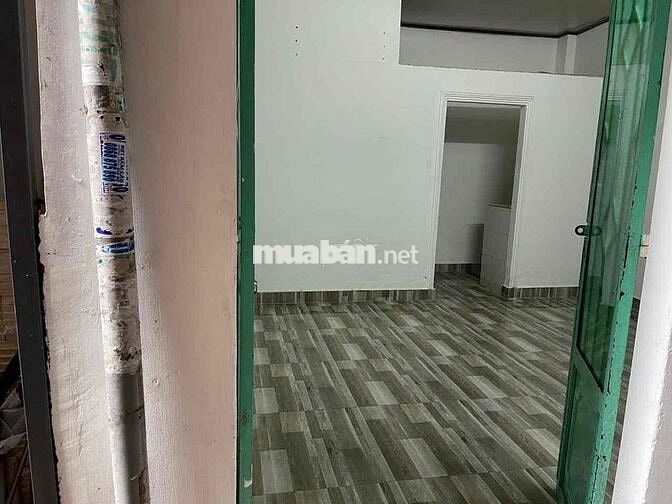 cho thuê nhà nguyên căn.6tr. Trần Văn Quang p10 Tân Bình