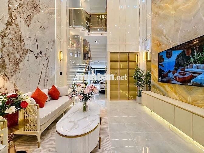 NHÀ PHỐ SÁT LÀNG ĐH, 4 TẦNG, 135 TIỆN ÍCH, LS 0%,  ÂN HẠN GỐC 2 NĂM