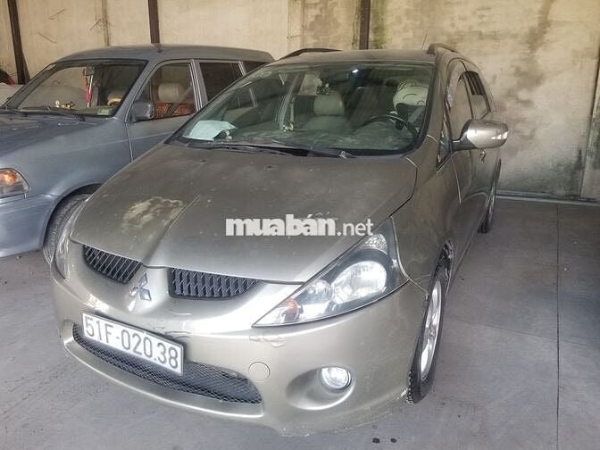 Mitsubishi Grandis 2006 2.4 AT - 170000 km