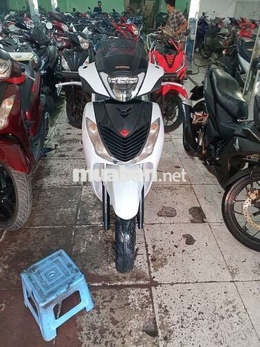 Honda SH màu Trắng