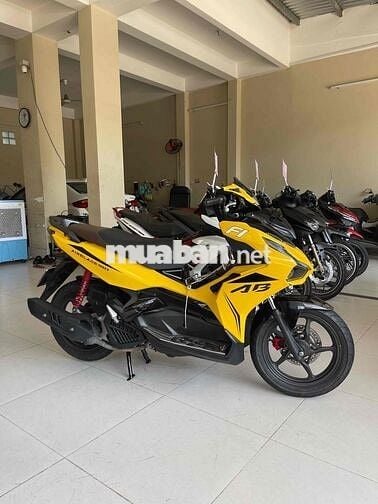 air blade 150cc . thắng abs . máy zin im . áo đẹp