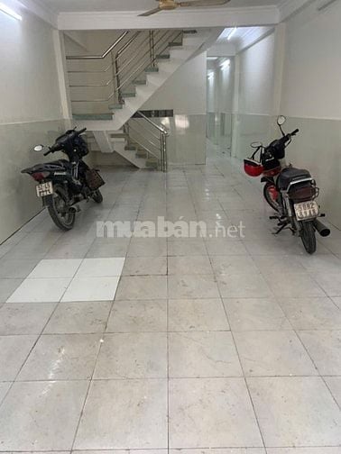 CHO THUÊ NHÀ GẦN METRO BÌNH PHÚ. NHÀ CƯ XÁ ĐÀI RA ĐA.