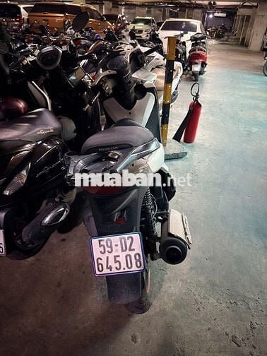 Cần bán SH 150 ABS form ý màu trắng