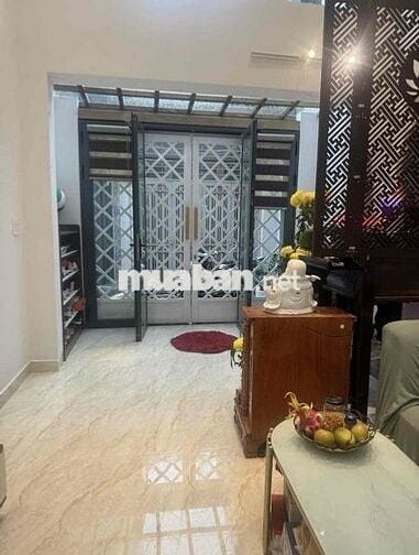 Bán gấp Mặt Tiền Nhật Tảo Quận 10, ngang 3x13m 5 Lầu