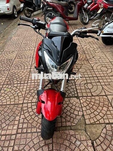 Benelli TNT 125 màu đỏ-  xe đẹp