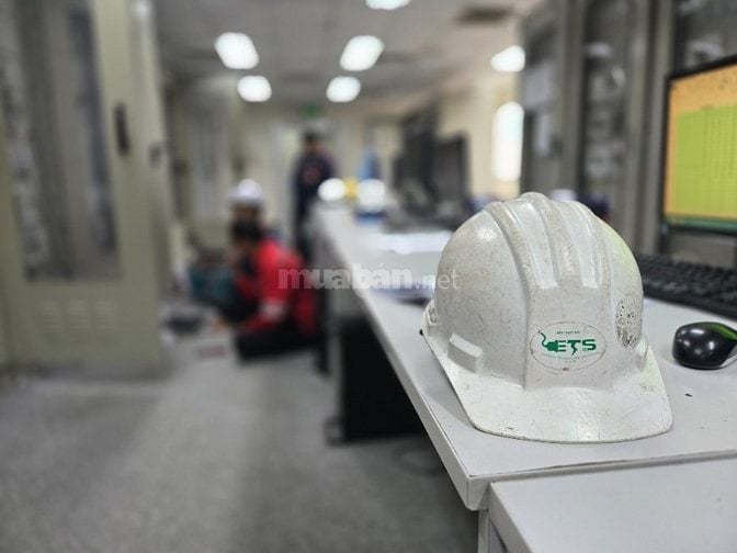 Nhân Viên Thí Nghiệm Điện làm việc tại T0HCM