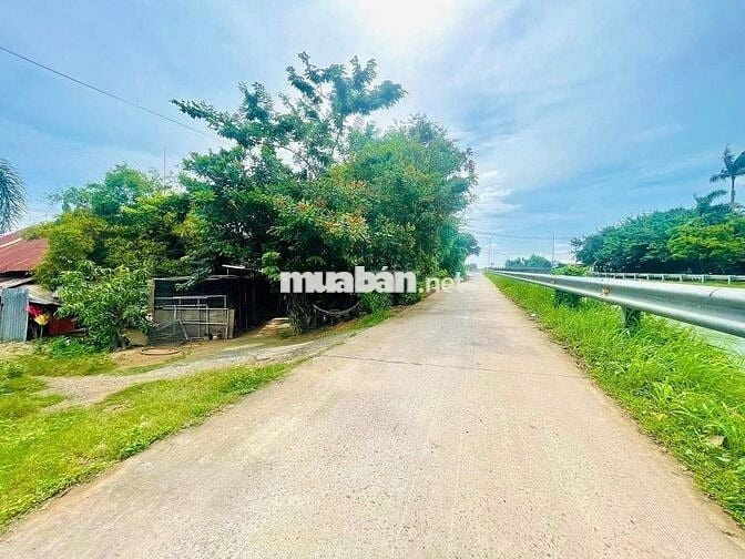 (Chính chủ) đất mặt tiền Kênh Đông, 270,3m2, có thổ cư, chỉ 2.4 tỷ