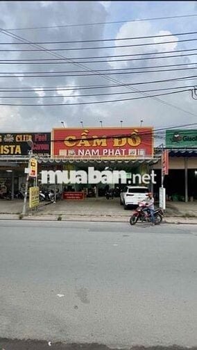 Kẹt vốn kinh doanh phải sang mặt bằng tài chính.Ngang 10m dài 27m