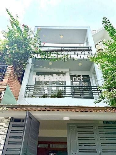 NHÀ FULL NỘI THẤT CẠNH GIGAMALL