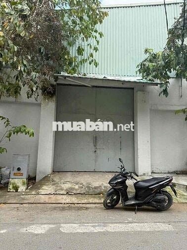 kho cho thuê an dương vương p16q8 DT 250m giá 25tr