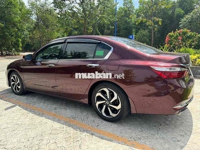 Honda Accord 2017 2.4 AT - 120000 km