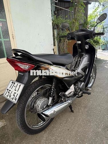 e can ban ware 100 chinh chủ may zin