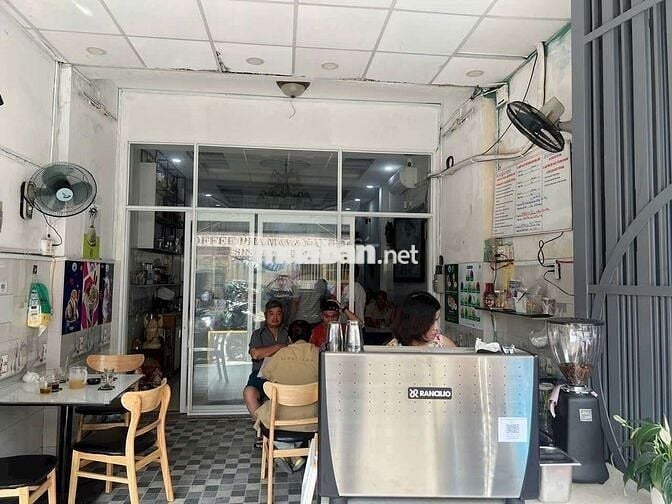 Nhà mặt tiền Đường, Ngay chợ, Tiện kinh doanh buôn bán