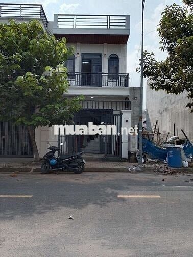 Nhà lầu trệt mới tăng nội thất