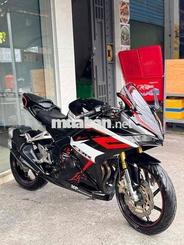 CBR 250 Cân ban