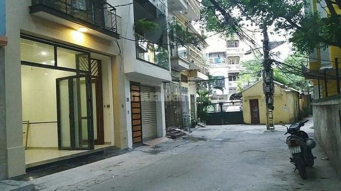 Cho Thuê Căn hộ Phố Đội Cấn - Ba đình - 100M - 2 phòng ngủ - Full đồ 