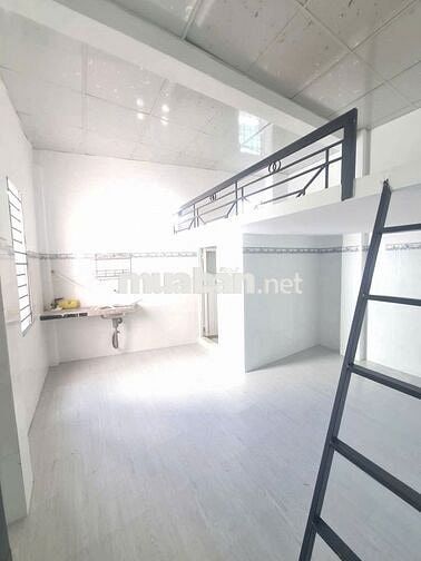 Cho thuê phòng cửa sổ trời thoáng, full nội thất gần chợ Thạch Đà