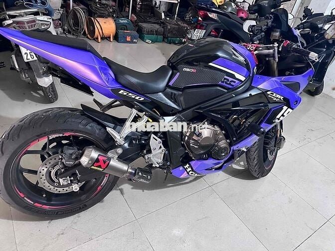 honda cbr650rr full option cần sang lại cho ae