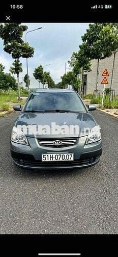 Kia Rio 2008 1.6 MT - 150000 km