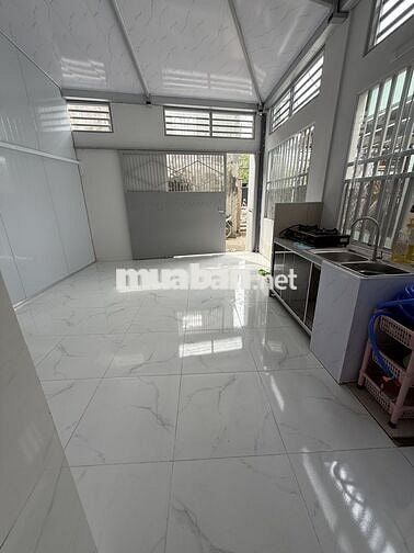 Cần cho thuê phòng trọ khu bình Chánh gần khu phong Phú 4