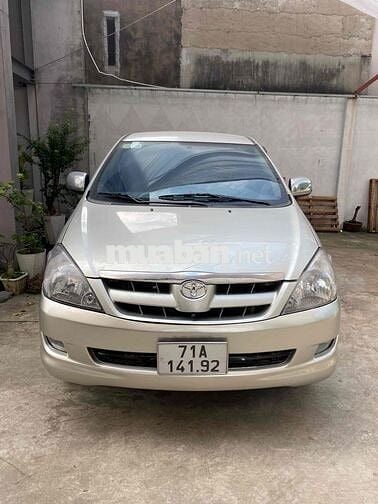 Toyota Innova 2007 G - 136000 km