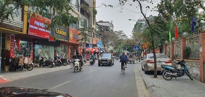 Bán nhà ngõ chợ phố Nguyễn An Ninh, vừa ở vừa KD tốt! 
