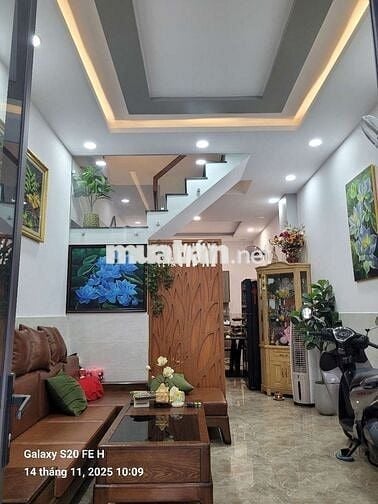 💫Bán nhà 1trệt 1lầu 2pn 2wc 1bếp DT 3,5X11 nhà hoàn công