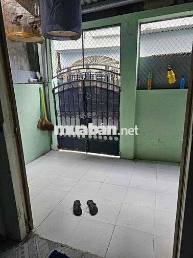 Cho thuê nhà trệt nguyên căn Đường Lê Quang Định Quận BT