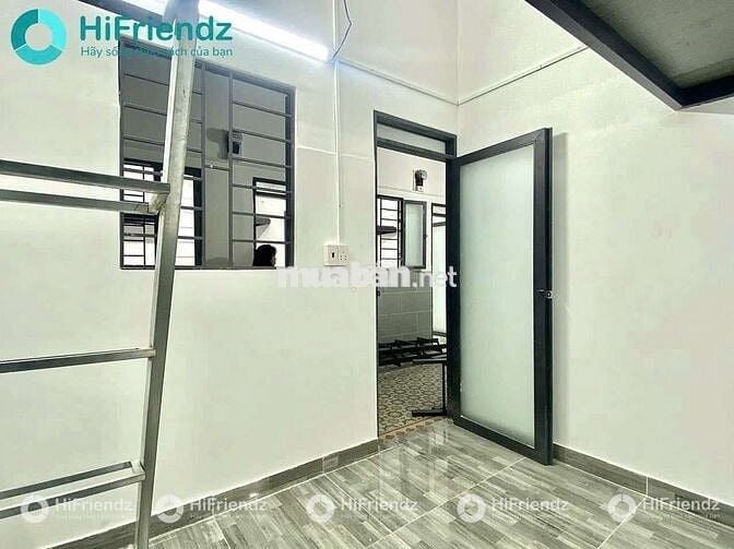 Phòng trọ giá rẻ gác cao ngay dương quảng hàm văn lang cơ sở 3