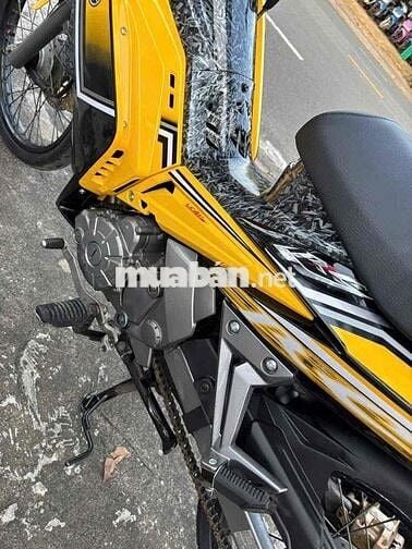 cần bán ex úp áo 2010